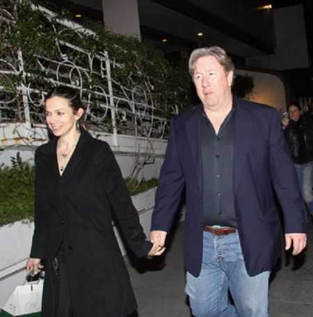 Mark Fluent is a married man. He shared the vows with his long-term girlfriend, Justine Bateman.